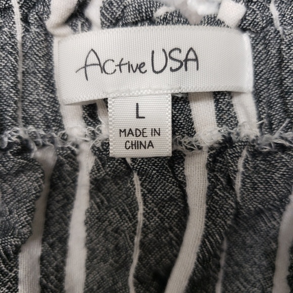 Active USA..grey and white off the shoulder top - Picture 6 of 6